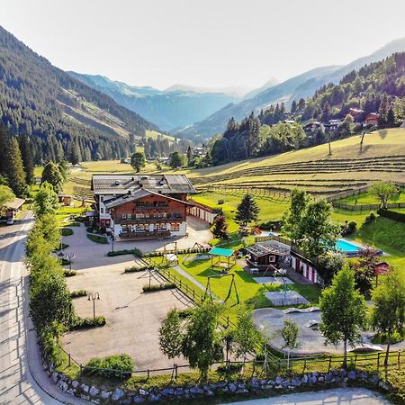 Familienhotel Lengauer Hof Saalbach-Hinterglemm Dış mekan fotoğraf