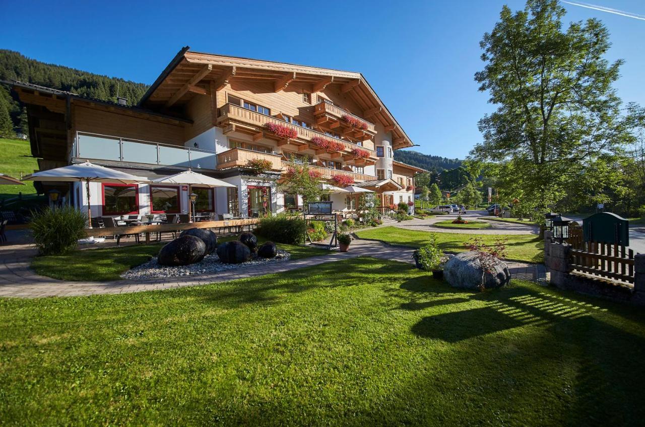 Familienhotel Lengauer Hof Saalbach-Hinterglemm Dış mekan fotoğraf